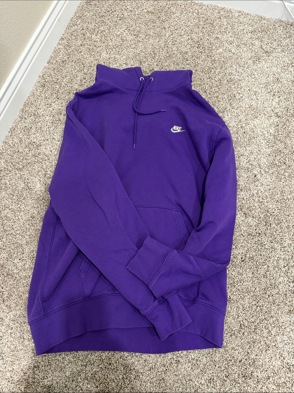 Nike Men’s Purple Crewneck Pullover Sweatshirt